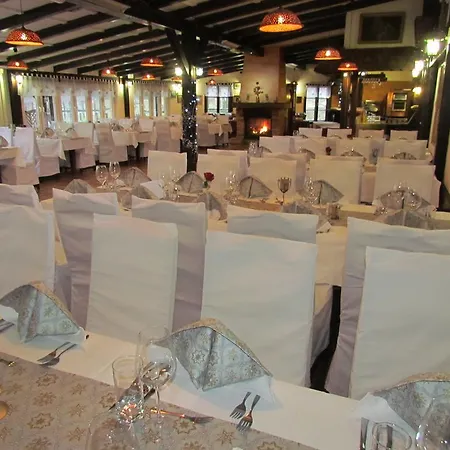 Crni Baron Black Baron Πανσιόν