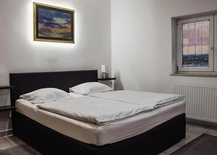 Crni Baron Black Baron Pensjonat