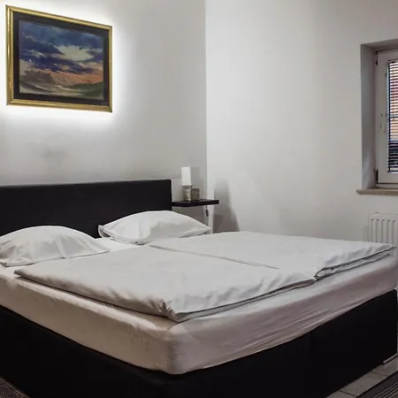 Crni Baron Black Baron Guest house