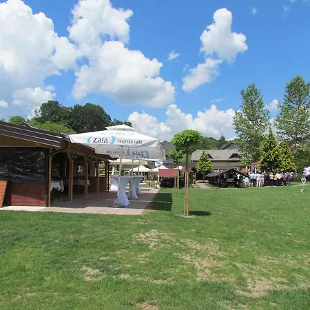 Guest house Crni Baron Black Baron 3*