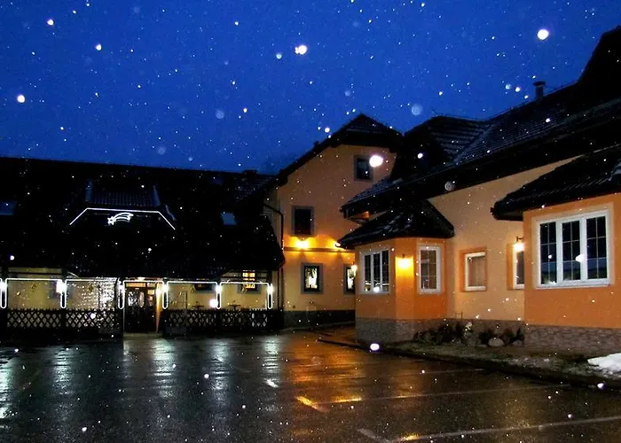 Crni Baron Black Baron Hiša za goste