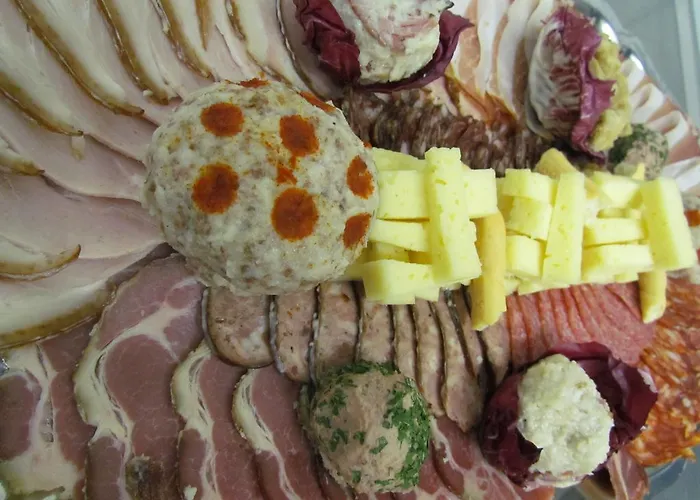 Crni Baron Black Baron Hiša za goste Maribor