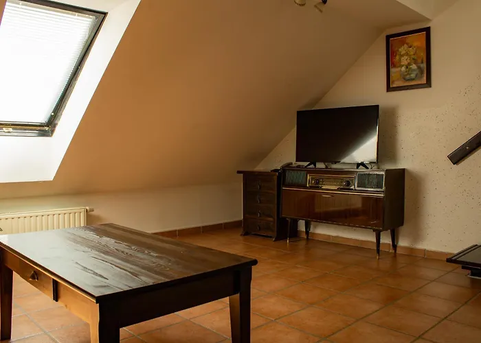 Konukevi Crni Baron Black Baron 4*