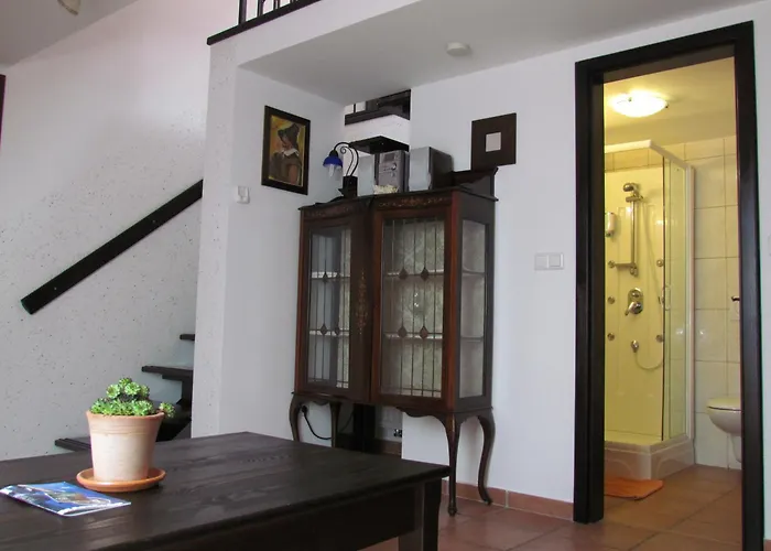 Konukevi Crni Baron Black Baron 4*