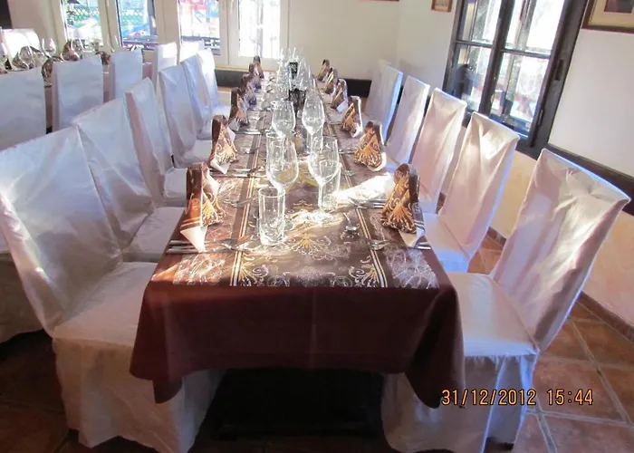 Crni Baron Black Baron Hiša za goste