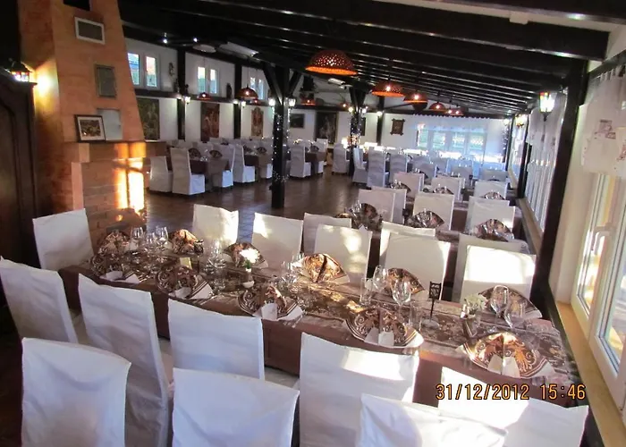 Crni Baron Black Baron Hiša za goste